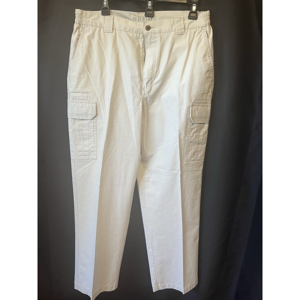 L.L. BEAN Cargo Pants Mens 35x30 Beige Khaki Pleated Relaxed Fit Comfort Waist